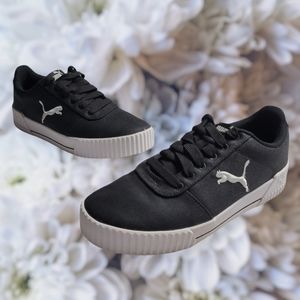 Puma Black Soft foam comfort sneakers